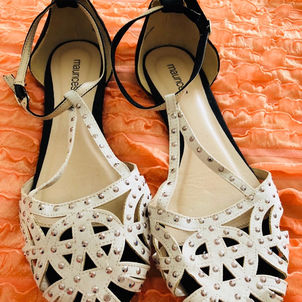 NWOT...Adorable sandals!